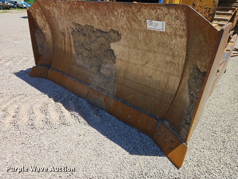 image for item FN5681 2011 Caterpillar D6T XL dozer