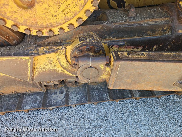 image for item FN5681 2011 Caterpillar D6T XL dozer