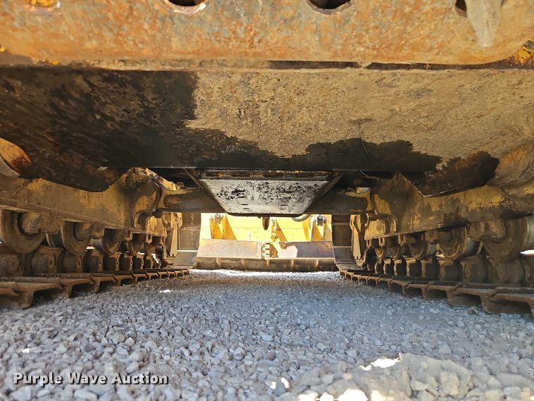 image for item FN5681 2011 Caterpillar D6T XL dozer
