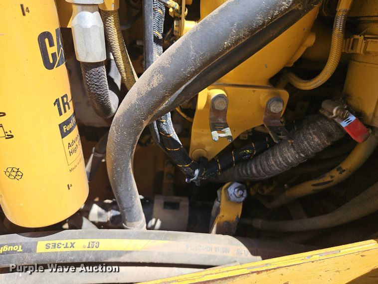 image for item FN5681 2011 Caterpillar D6T XL dozer