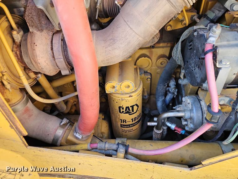 image for item FN5681 2011 Caterpillar D6T XL dozer