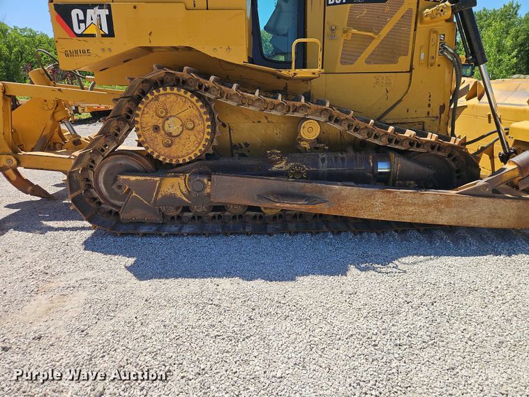 image for item FN5681 2011 Caterpillar D6T XL dozer