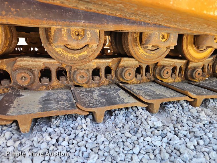 image for item FN5681 2011 Caterpillar D6T XL dozer