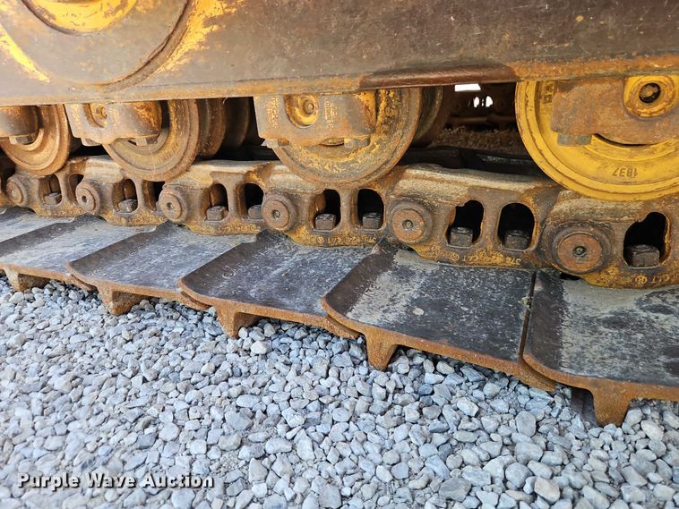 image for item FN5681 2011 Caterpillar D6T XL dozer