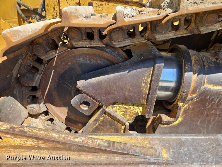 image for item FN5681 2011 Caterpillar D6T XL dozer