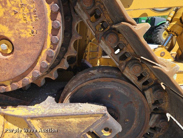 image for item FN5681 2011 Caterpillar D6T XL dozer