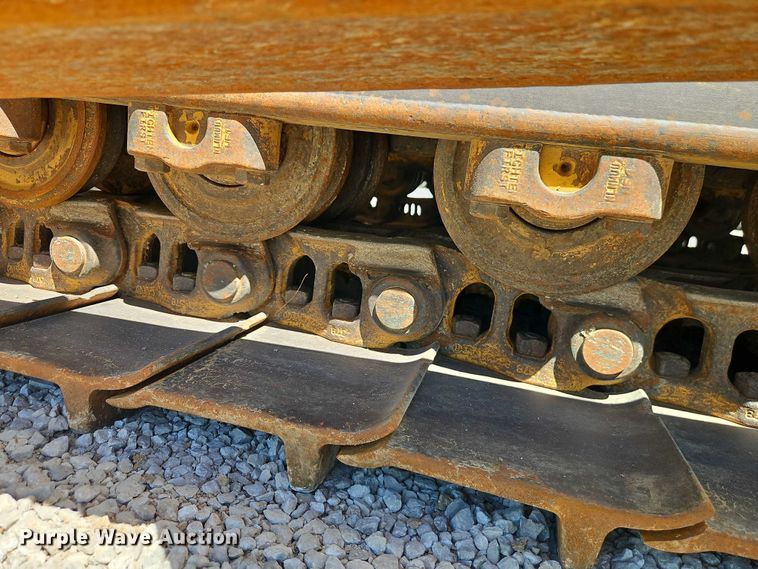 image for item FN5681 2011 Caterpillar D6T XL dozer