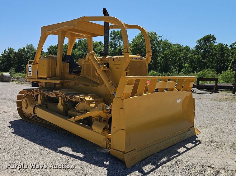 image for item FN5682 1978 Caterpillar D7G dozer
