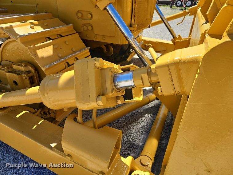 image for item FN5682 1978 Caterpillar D7G dozer