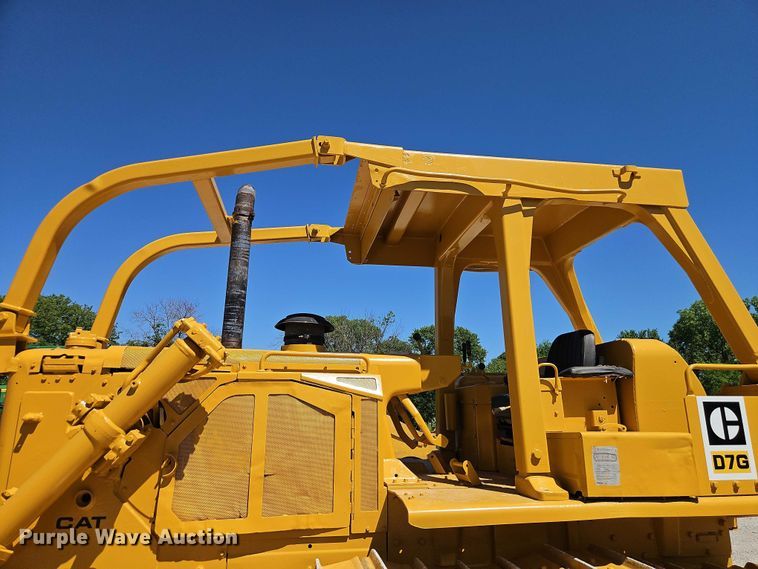 image for item FN5682 1978 Caterpillar D7G dozer