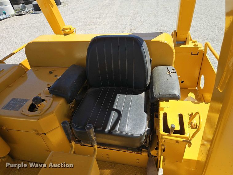 image for item FN5682 1978 Caterpillar D7G dozer