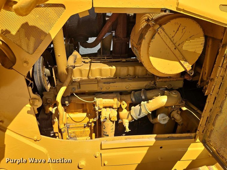 image for item FN5682 1978 Caterpillar D7G dozer