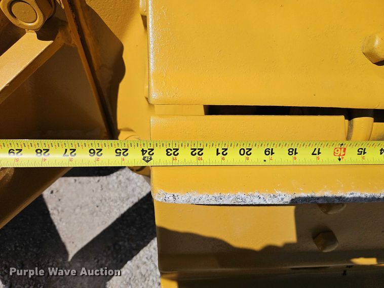 image for item FN5682 1978 Caterpillar D7G dozer