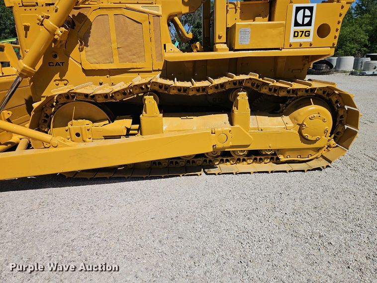 image for item FN5682 1978 Caterpillar D7G dozer