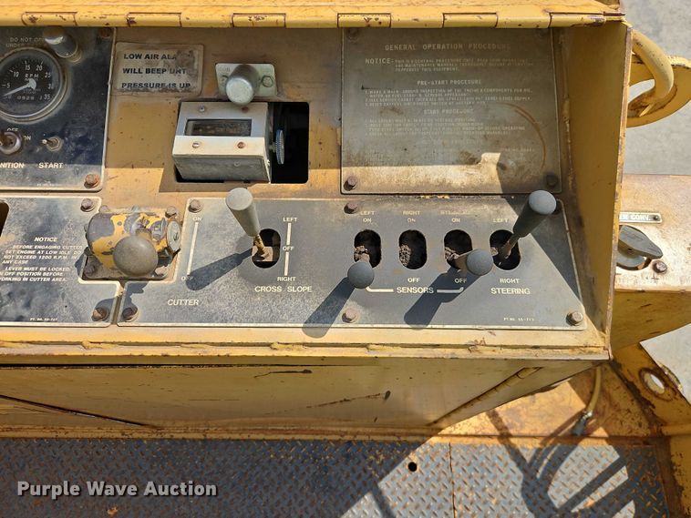 image for item FN5684 CMI TR-225B trimmer