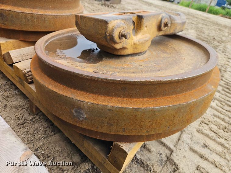 image for item FN5690 ITR Dozer parts