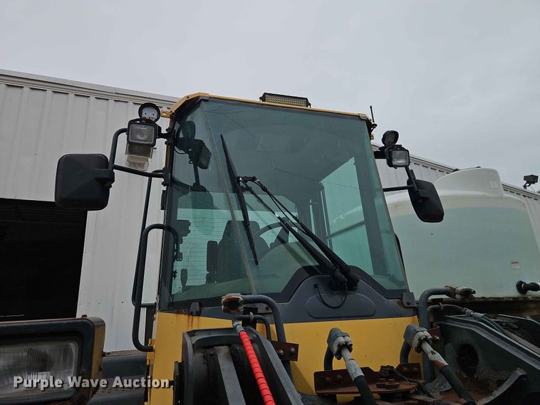 image for item FN5691 2008 Komatsu WA200PZ-6 wheel loader