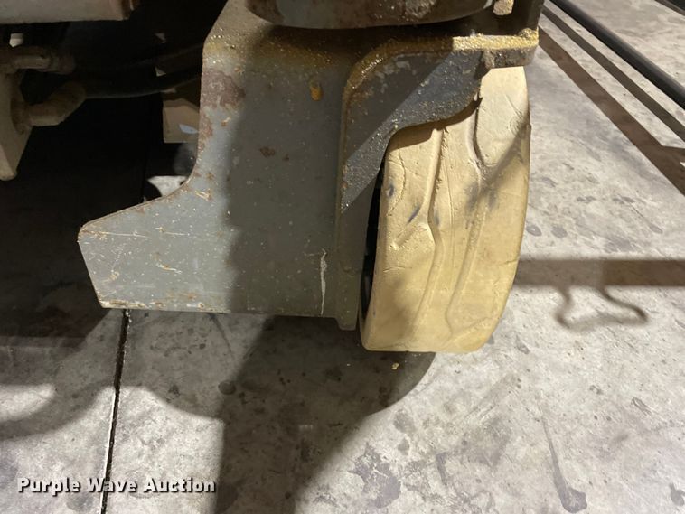 image for item GP9710 2015 Skyjack SJIII-3219 scissor lift
