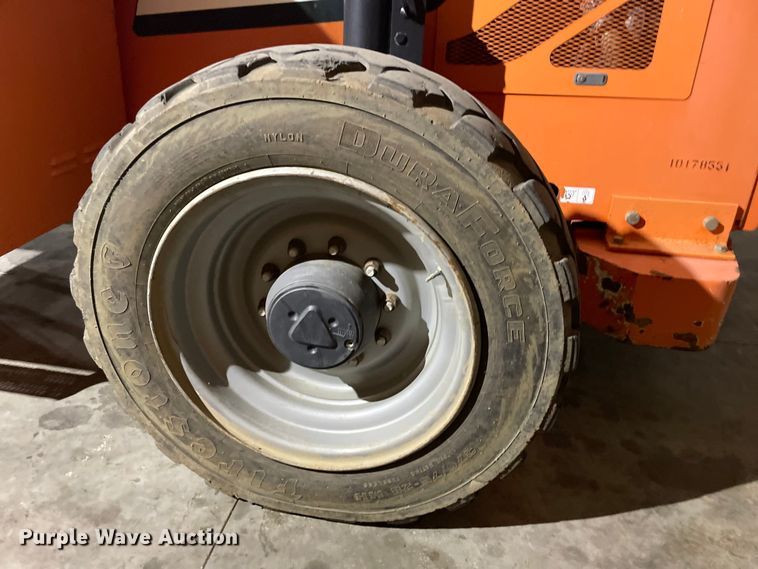 image for item GP9711 2013 JLG 6042 telehandler