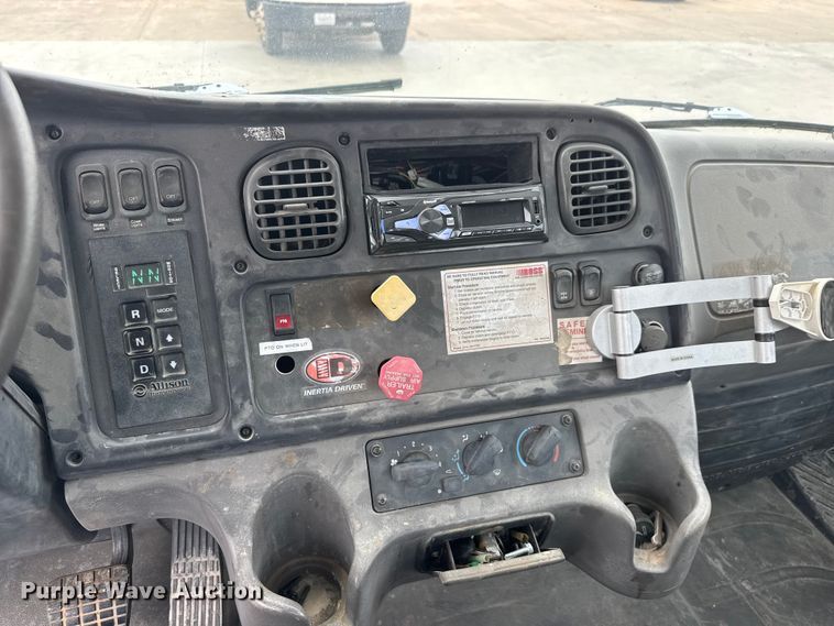 image for item NA9313 2007 Freightliner Business Class M2 utility / service truck