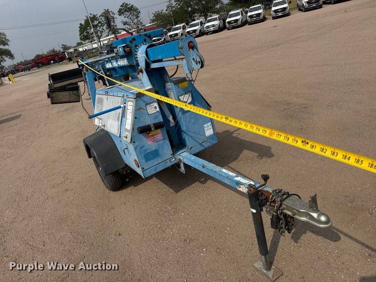 image for item NA9314 2006 Genie TML-4000N light plant