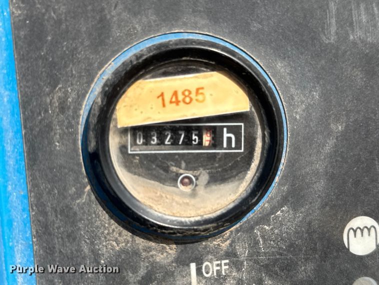 image for item NA9315 2007 Genie TML-4000N light plant