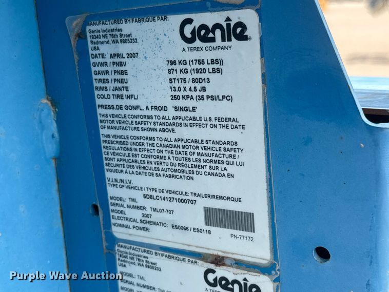 image for item NA9315 2007 Genie TML-4000N light plant