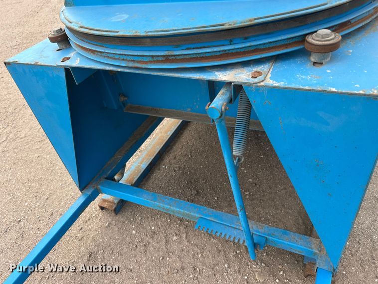 image for item NA9317 Goossen bale chopper