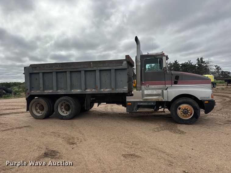 image for item NA9320 1987 Kenworth T600A dump truck