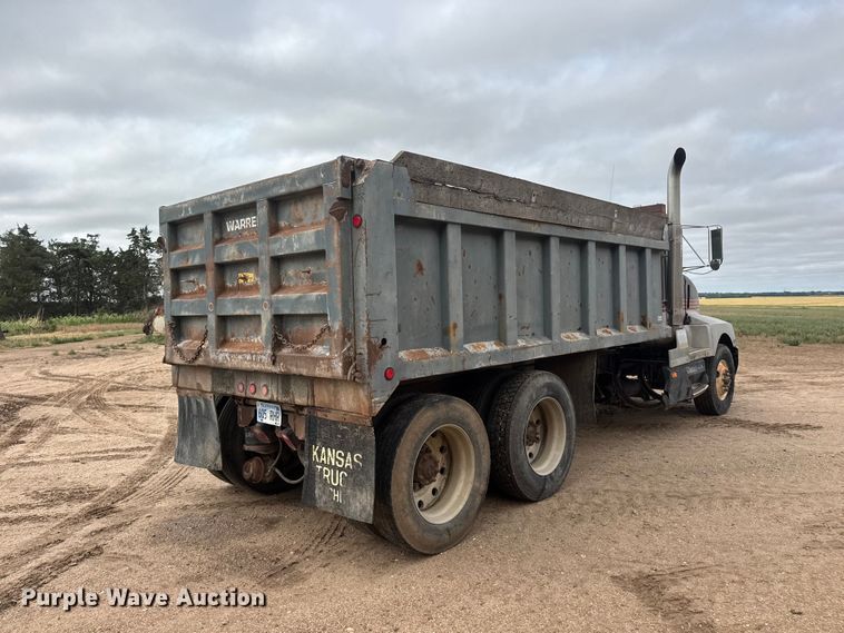 image for item NA9320 1987 Kenworth T600A dump truck
