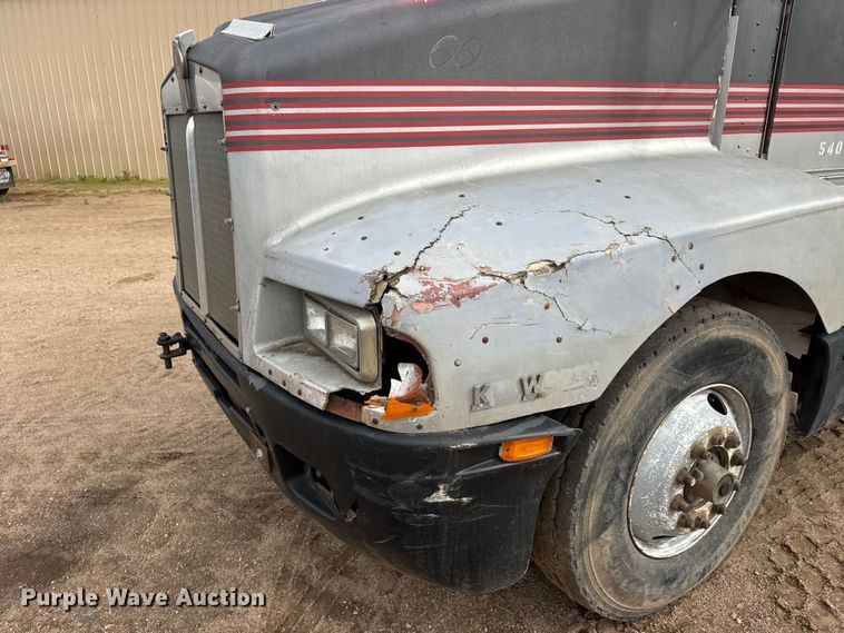 image for item NA9320 1987 Kenworth T600A dump truck