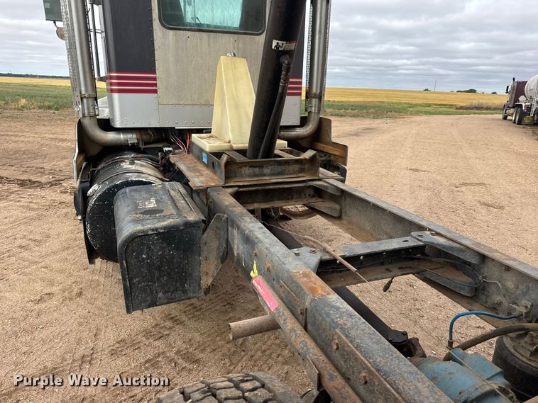 image for item NA9320 1987 Kenworth T600A dump truck