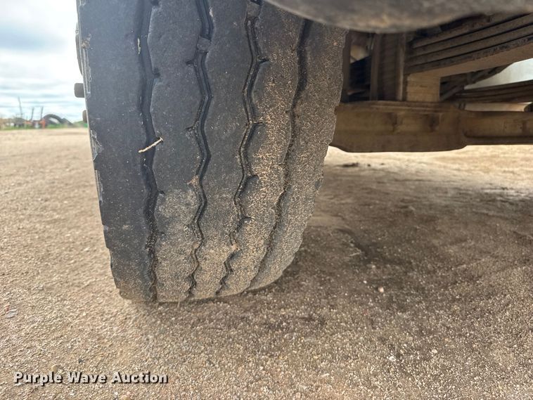 image for item NA9320 1987 Kenworth T600A dump truck