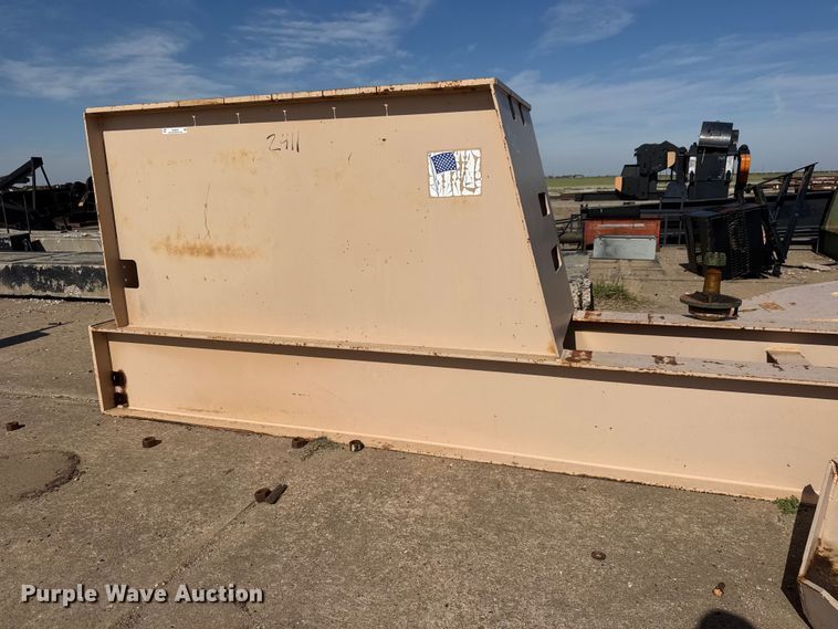 image for item NA9339 2009 Lufkin C-320D-305-100 pump jack
