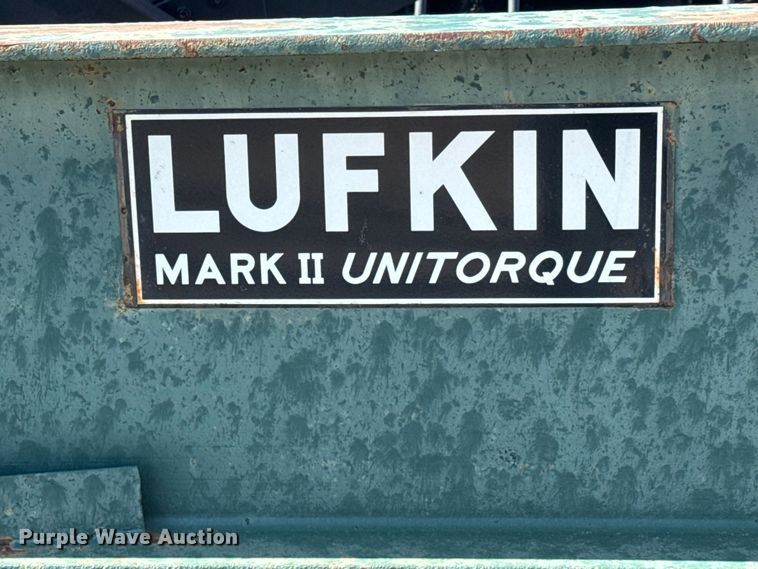 image for item NA9340 Lufkin M-228D-256-100 pump jack