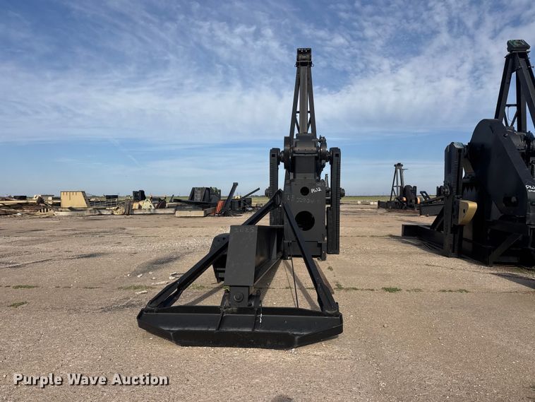 image for item NA9342 Lufkin/Bethlehem 228 pump jack