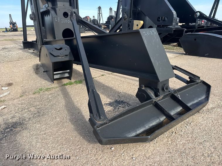 image for item NA9342 Lufkin/Bethlehem 228 pump jack