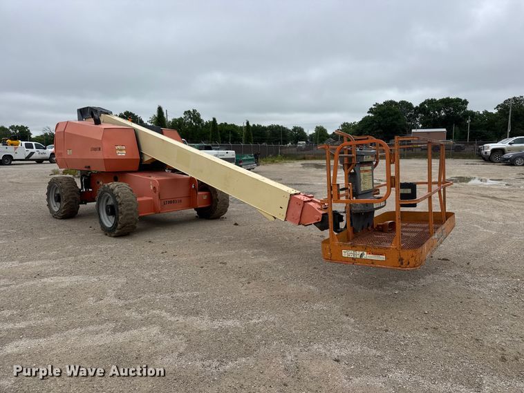 image for item NA9357 2013 JLG 600S boom lift