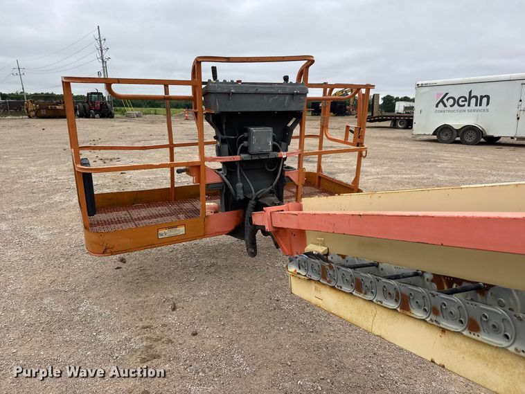 image for item NA9357 2013 JLG 600S boom lift