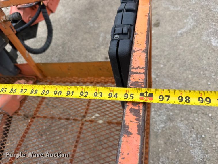 image for item NA9357 2013 JLG 600S boom lift