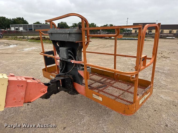 image for item NA9357 2013 JLG 600S boom lift
