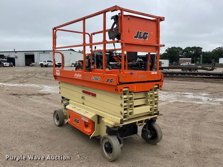 image for item NA9359 2020 JLG 3246ES scissor lift