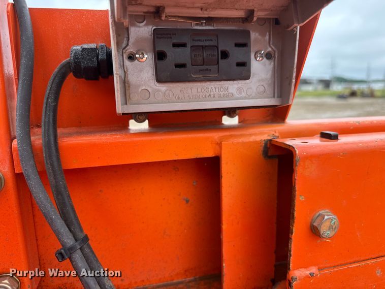 image for item NA9359 2020 JLG 3246ES scissor lift