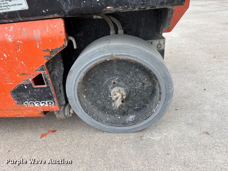 image for item NA9360 2020 JLG 1932R scissor lift