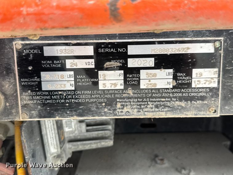 image for item NA9360 2020 JLG 1932R scissor lift