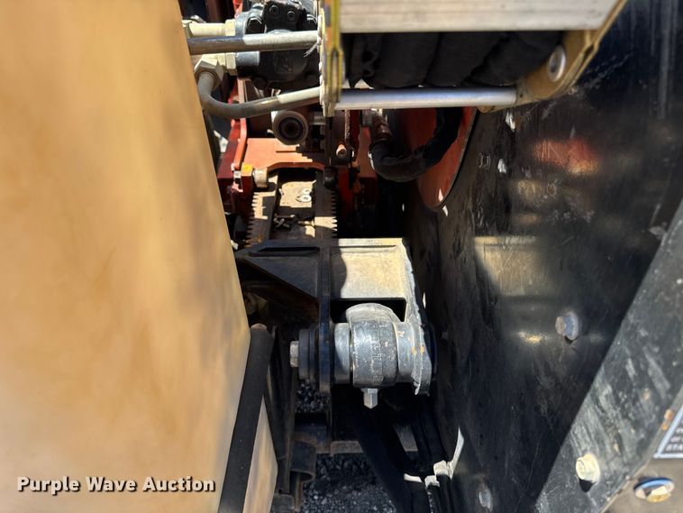 image for item OE9560 2012 Ditch Witch JT922 directional boring unit