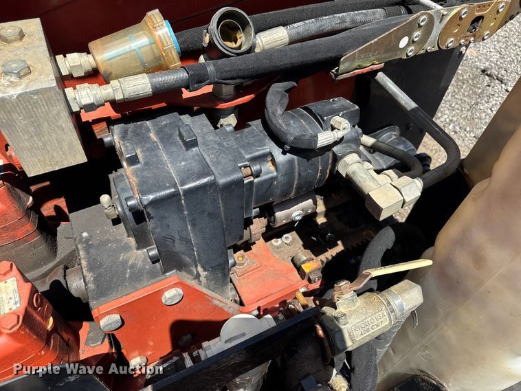 image for item OE9560 2012 Ditch Witch JT922 directional boring unit