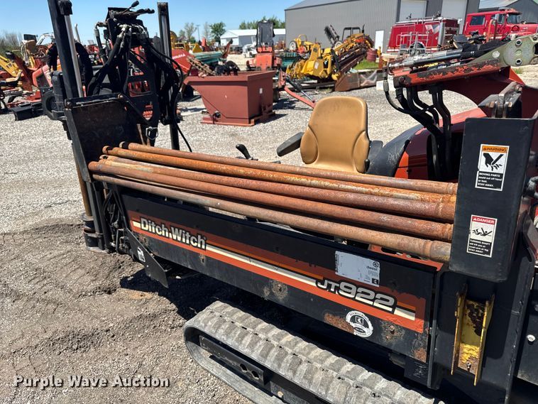 image for item OE9560 2012 Ditch Witch JT922 directional boring unit