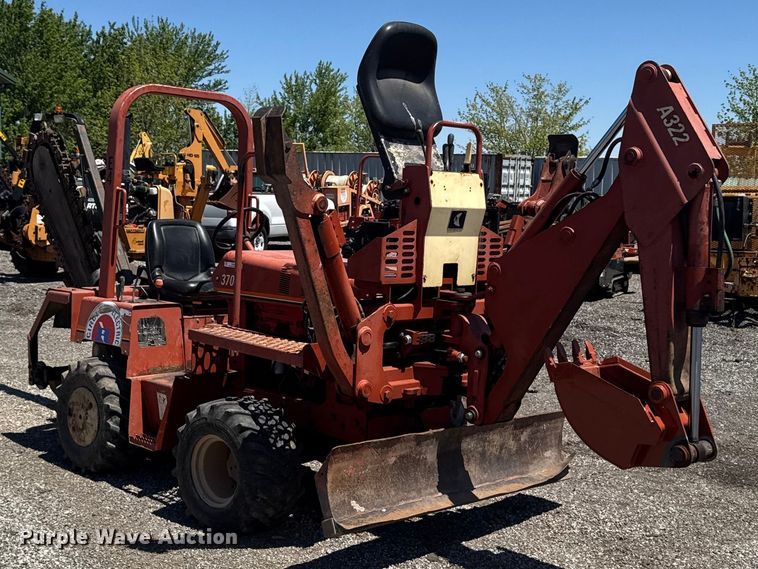 image for item OE9561 Ditch Witch 3700 trencher