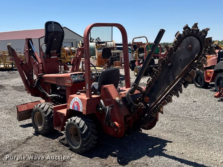 image for item OE9561 Ditch Witch 3700 trencher